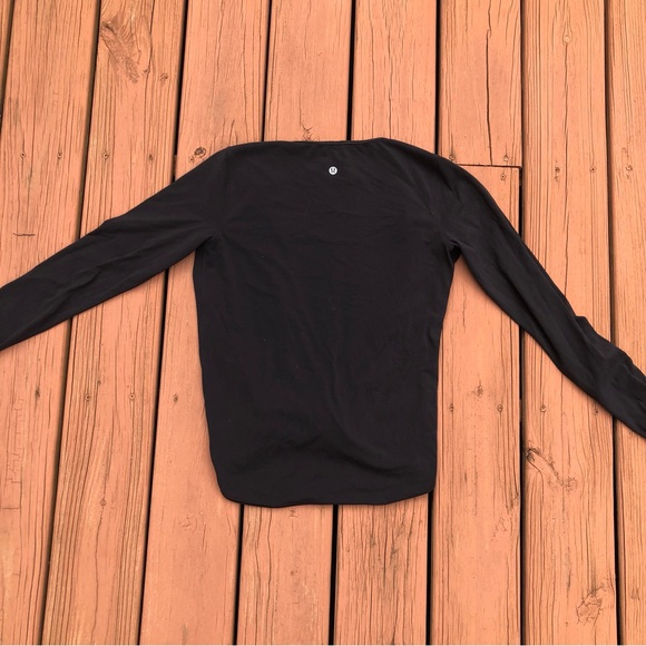 Lululemon Full Freedom Long Sleeve Top Black Yoga V-neck Style W3BABS Size 4 - Picture 8 of 11